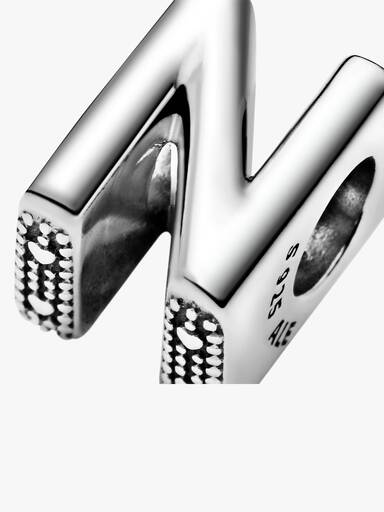 Charm en plata de ley Letra N