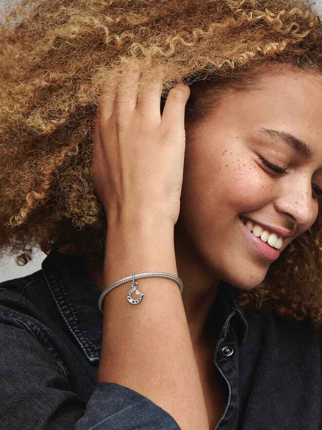 Simbolo Pandora Charms Símbolos para Mujeres | Pandora ES