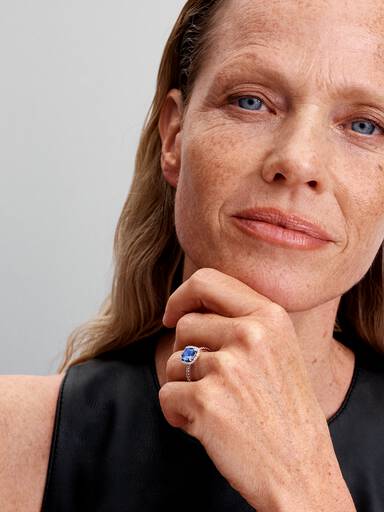 Anillo Declaración Halo Cuadrado Azul Brillante