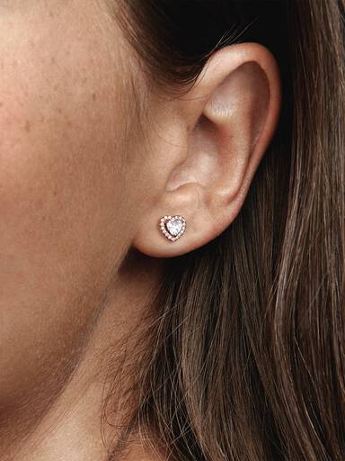 Pendientes de Botón Corazón Brillante en Relieve