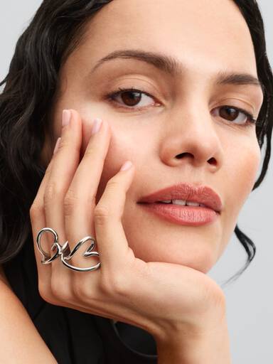 Anillo Corazón Forma Orgánica