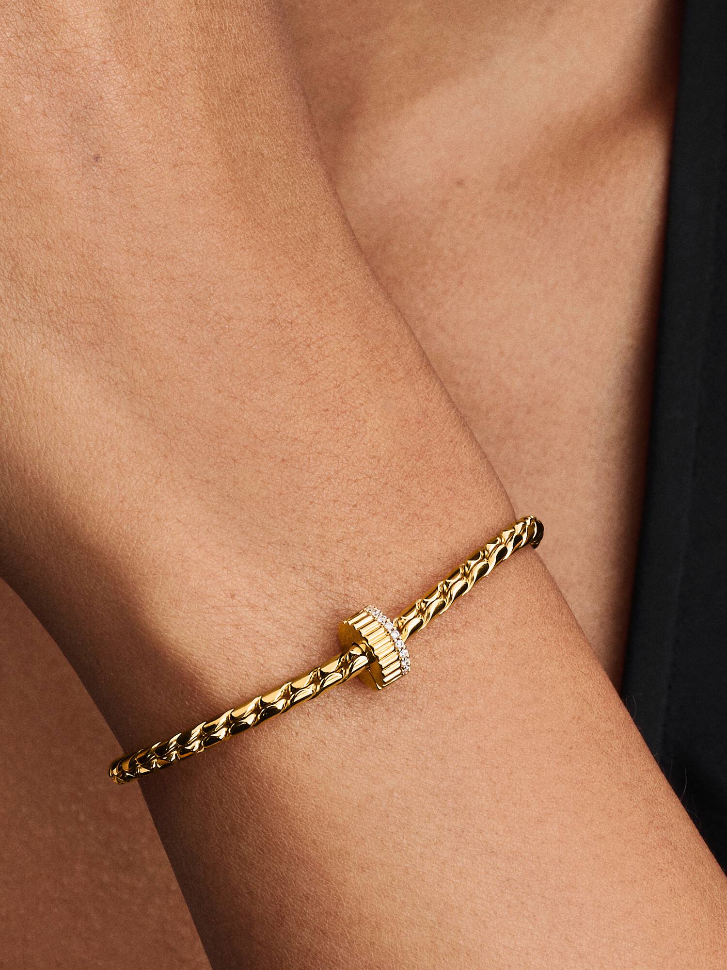 Charm Clip Acanalado