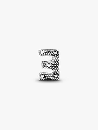 Charm en plata de ley Letra E