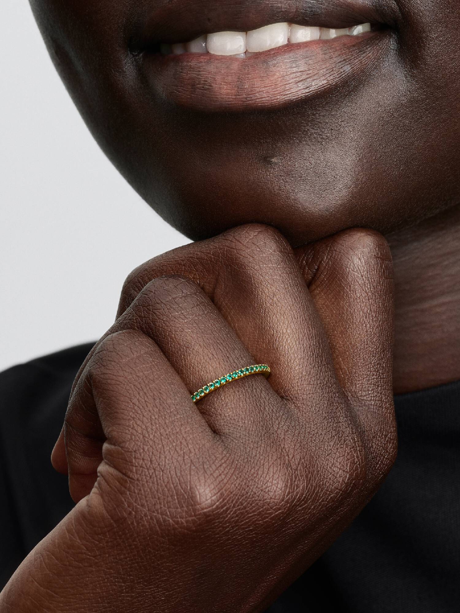 Anillo Banda Verde Brillante