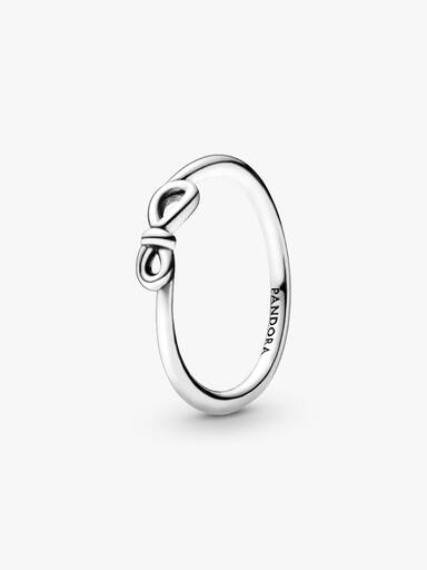Anillo Nudo infinito