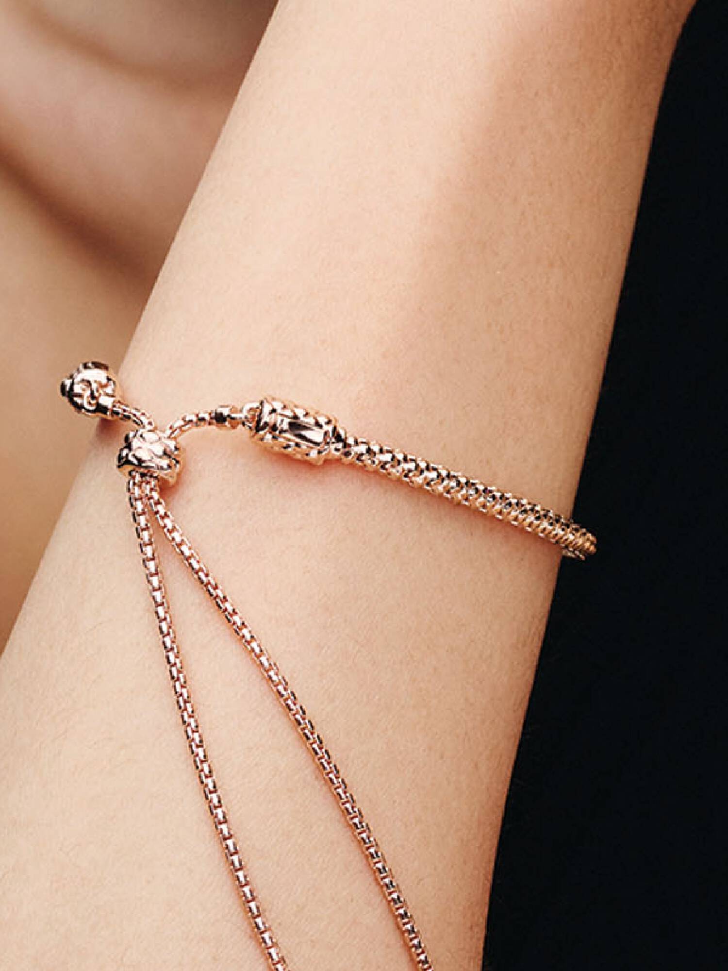 Pulsera Pandora Moments Cadena con Tachuelas Deslizante