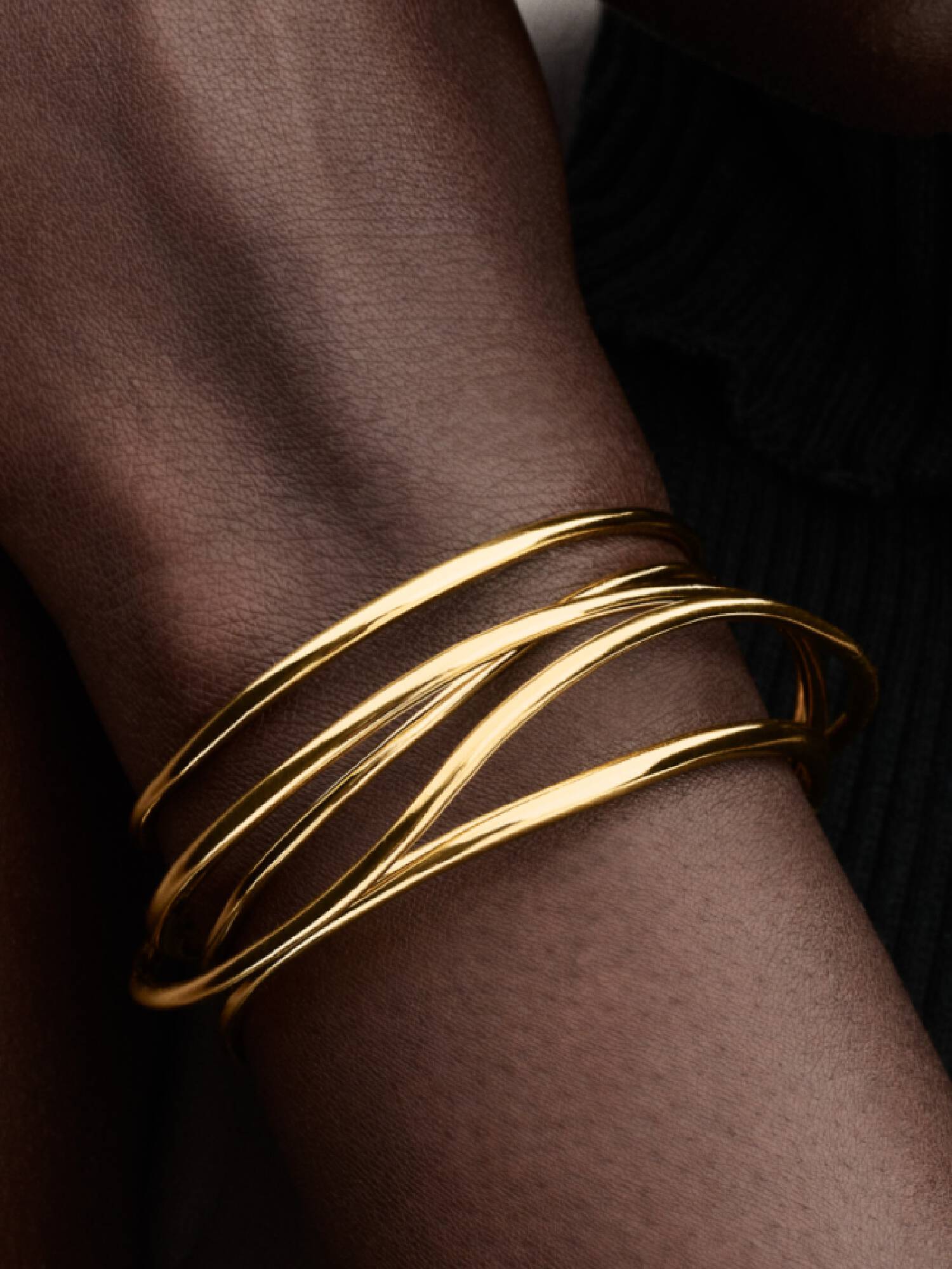 Pulsera Rígida Abierta Alambre Forma Orgánica