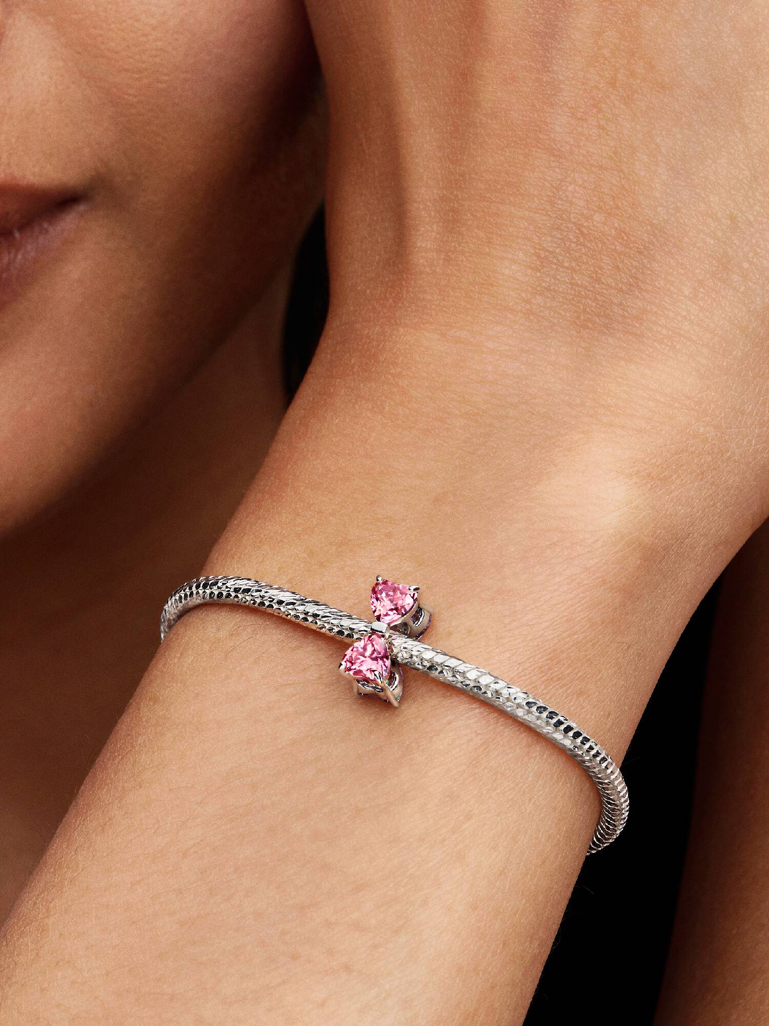 Charm Lazo Rosa