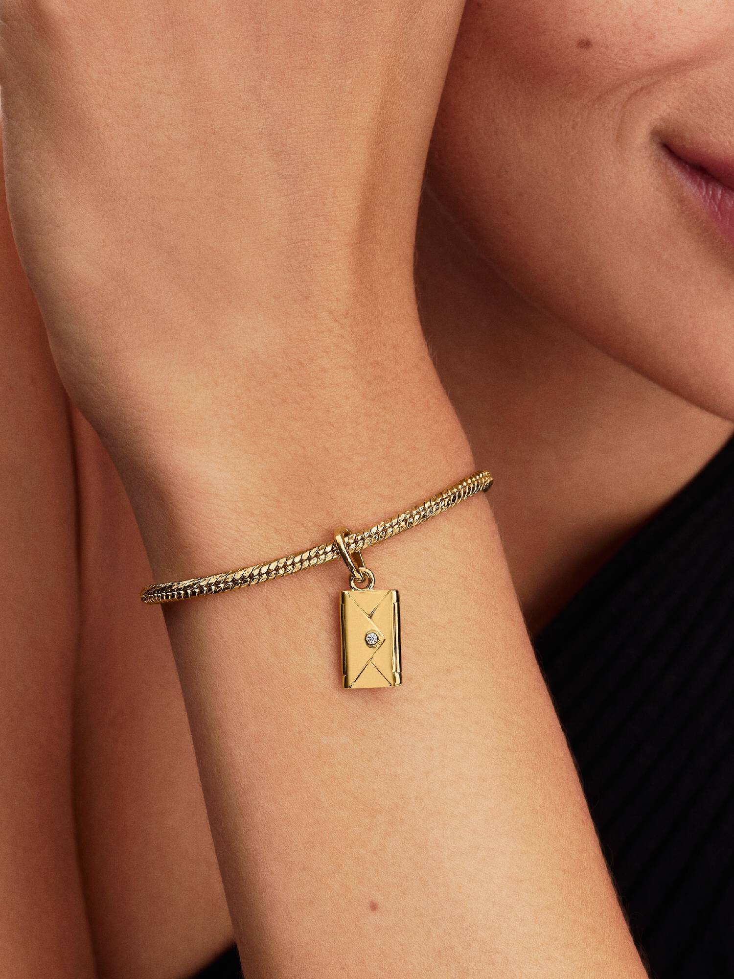 Charm Colgante Sobre Grabable que se abre