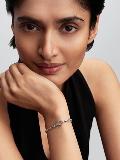 Pulsera Moments Cadena de Espiga con Cierre en Pavé