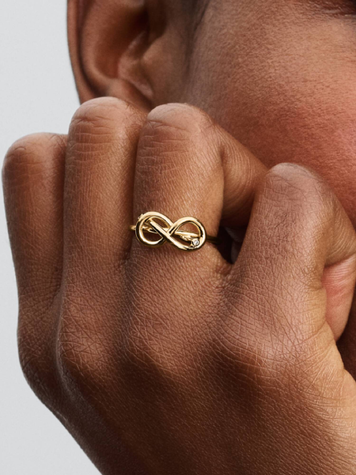 Anillo Nudo Infinito