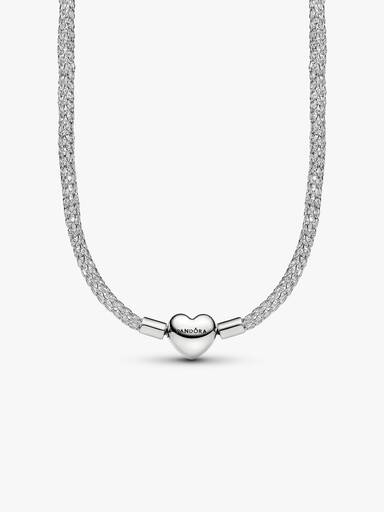 Collar Cadena de Tachuelas con Cierre de Corazón