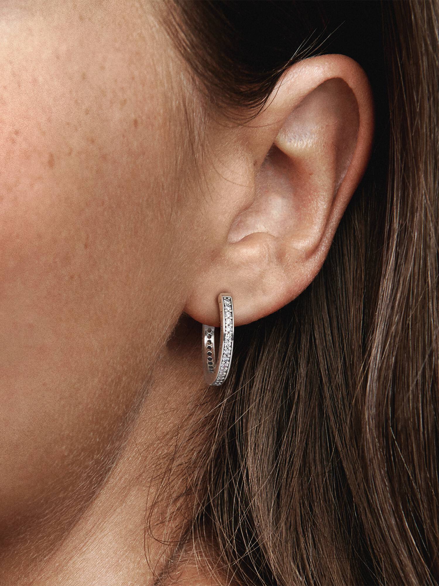 Pendientes logo Pandora