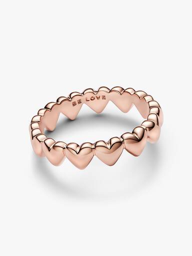 Anillo Fila de Corazones