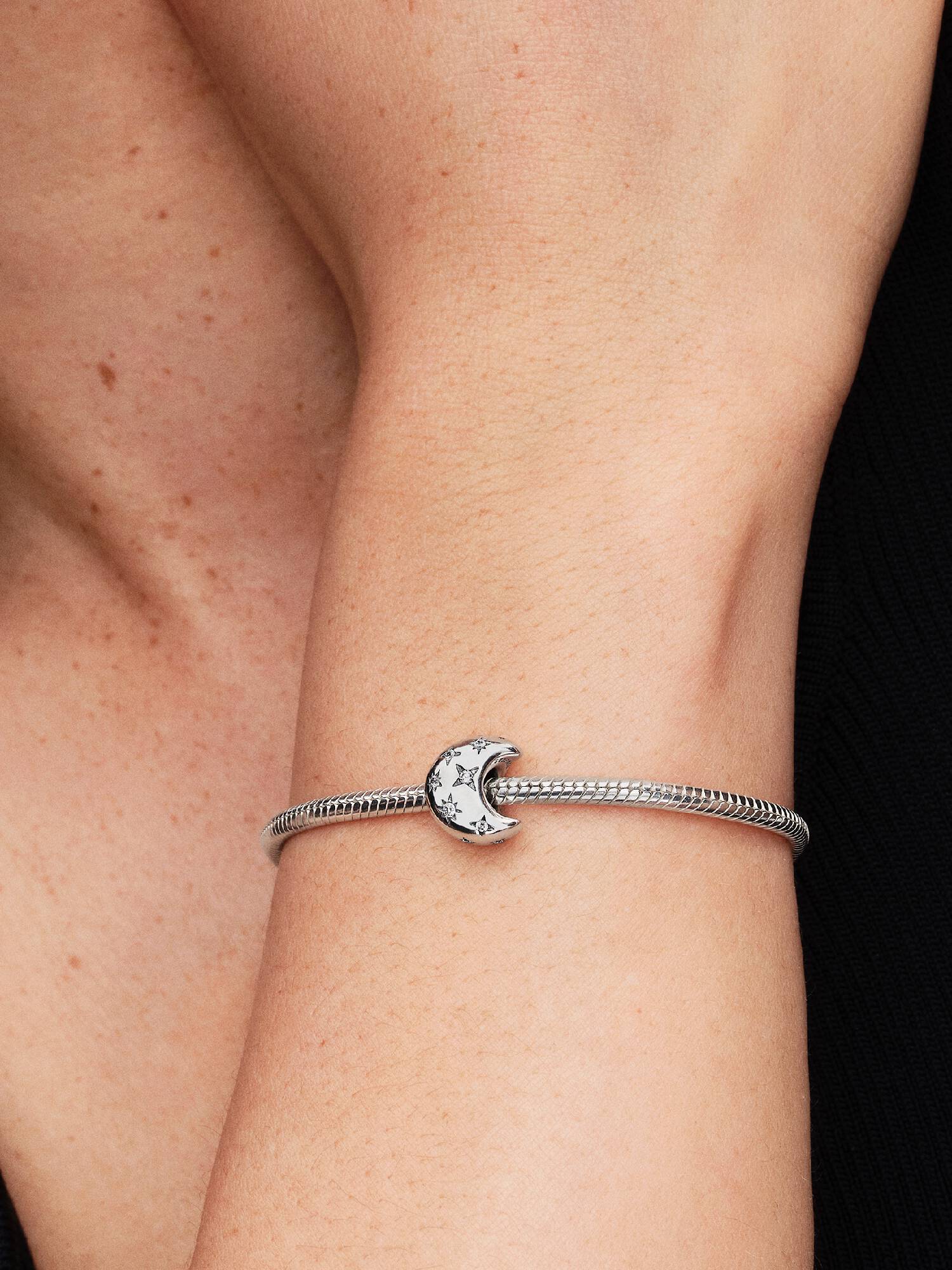 Charm Luna Creciente