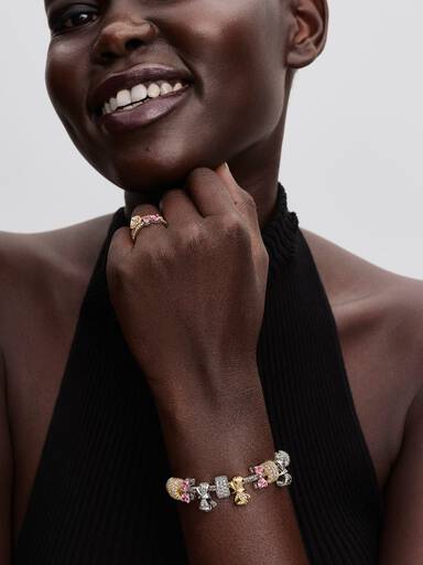Pulsera de Cadena de Serpiente con Cierre Corazón Facetado Grabable