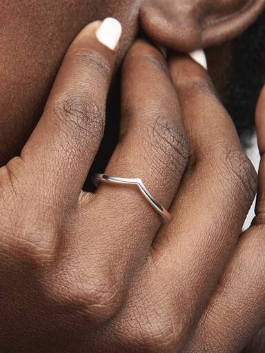 Anillo Deseo Clásico Pulido