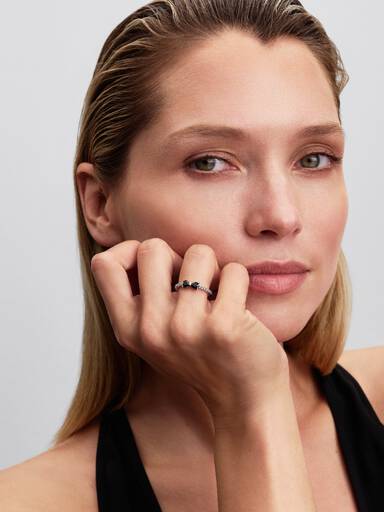 Anillo Lazo Negro Brillante