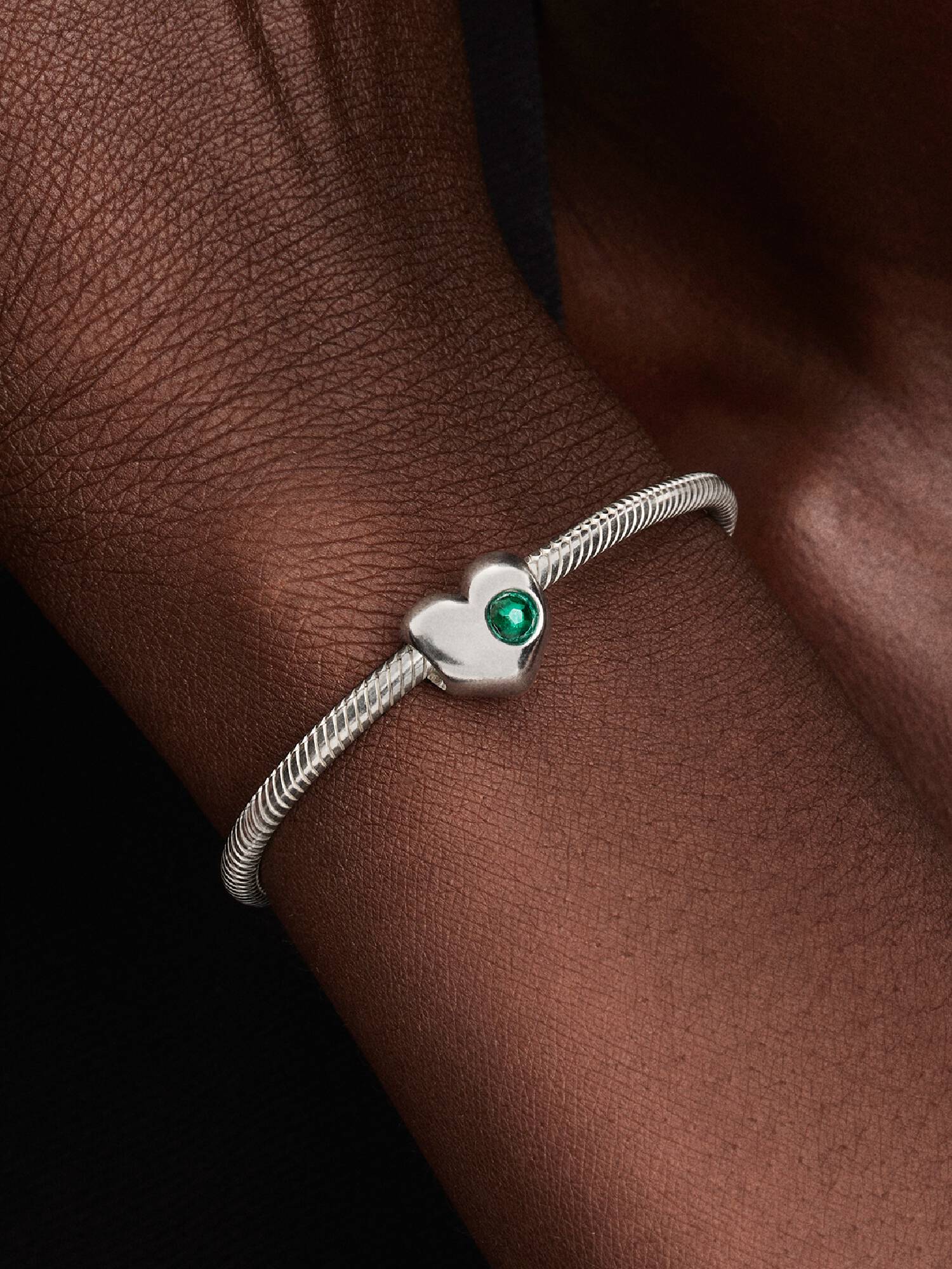 Charm Grabable Corazón Gema Verde