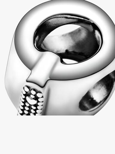 Charm en plata de ley Letra Q