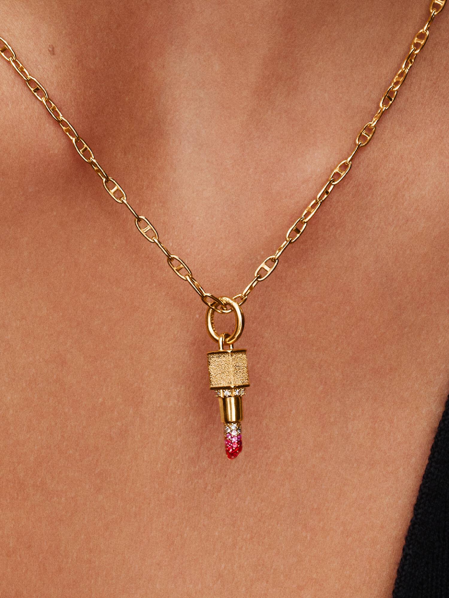 Charm Colgante Labios Rojos Llamativos de Pat McGrath