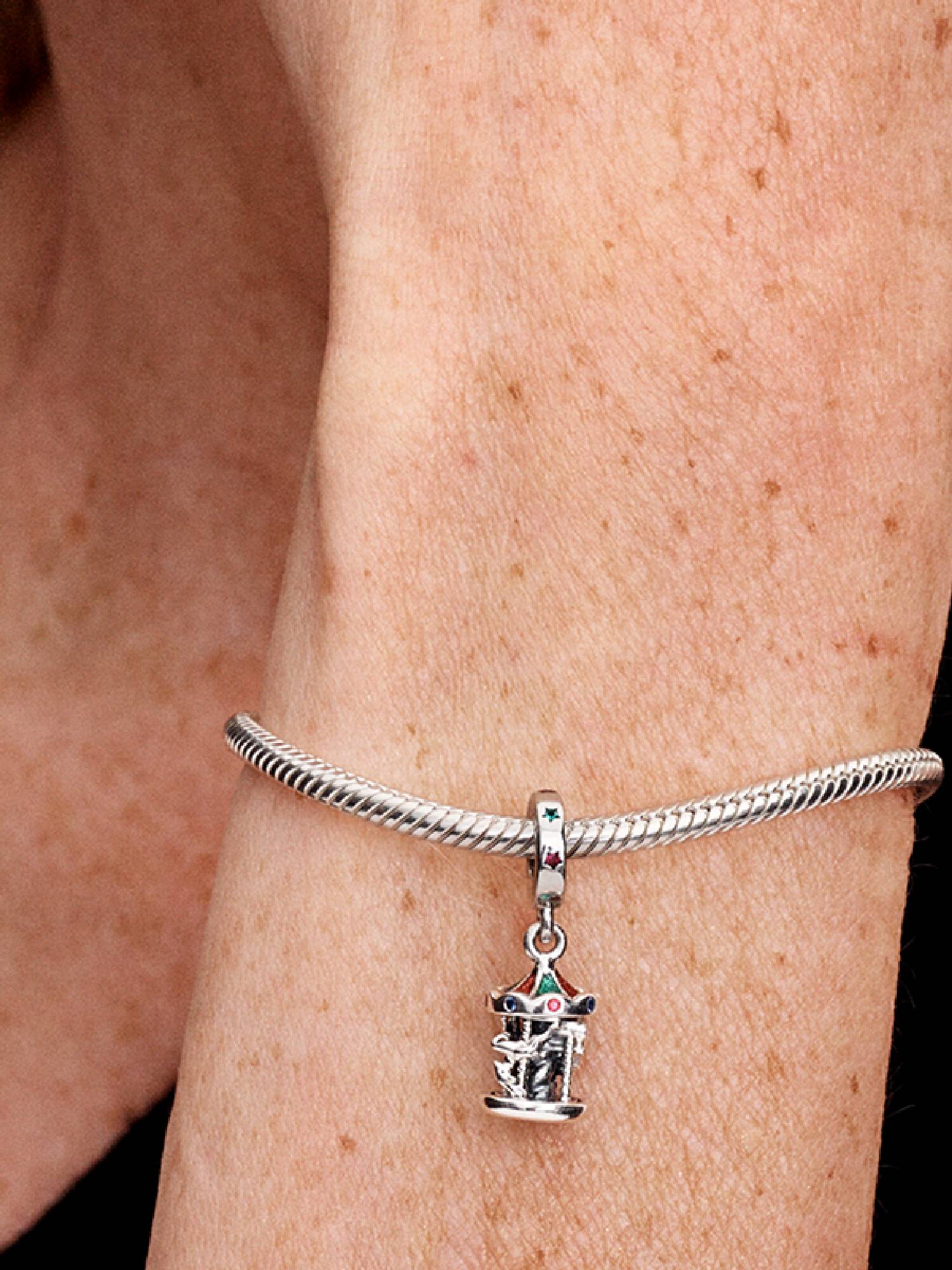 Charm Colgante Carrusel Giratorio