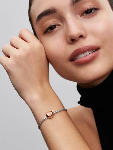 Pulsera Diseño Cadena de Serpiente y Corazón