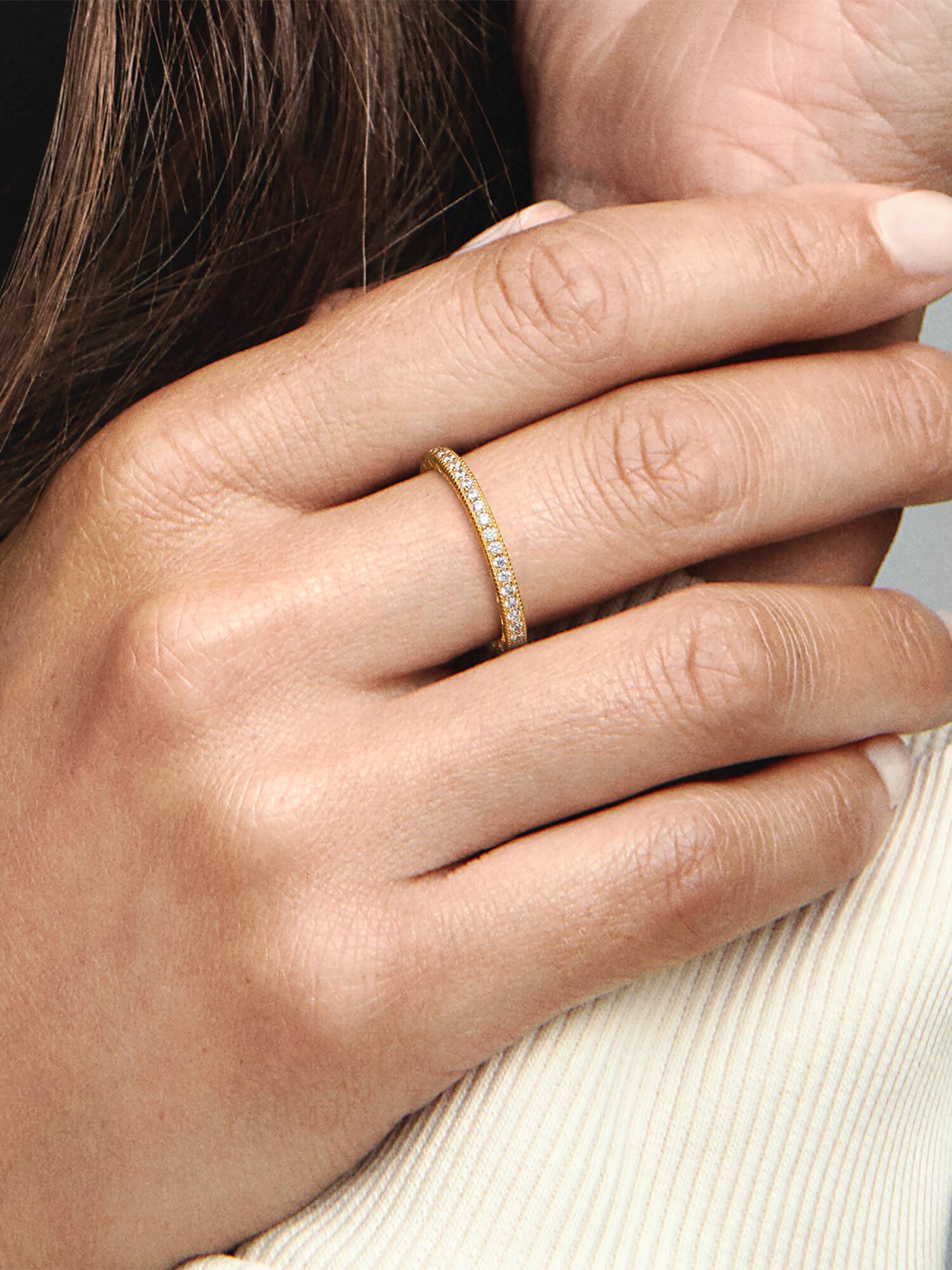 Anillo Corazones y Brillo