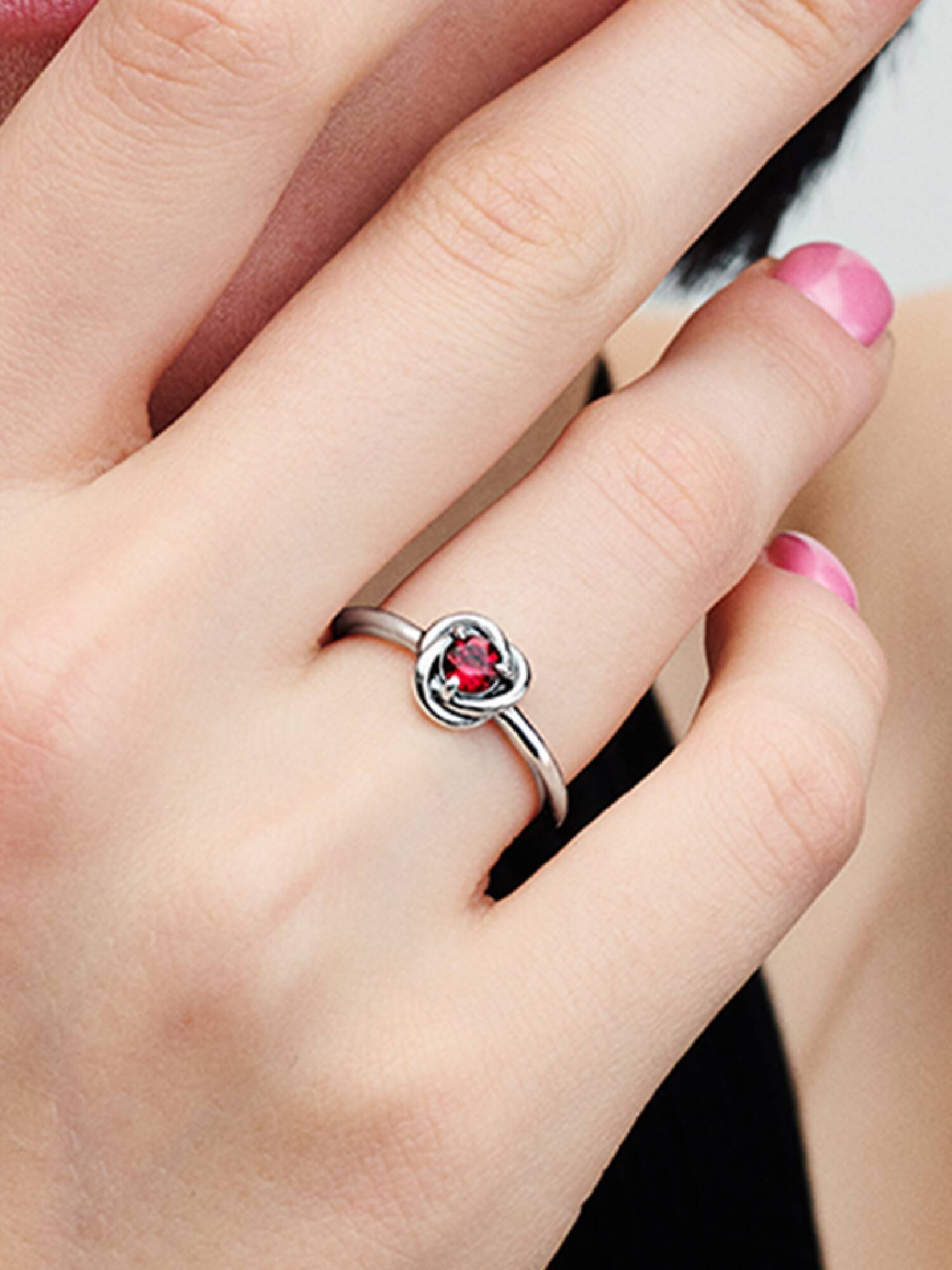 Anillo Círculo Eternity Gema del Mes de Julio