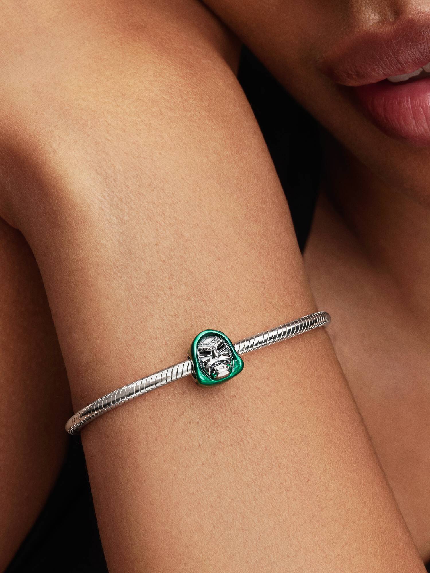 Charm Máscara Doctor Muerte Marvel de Disney