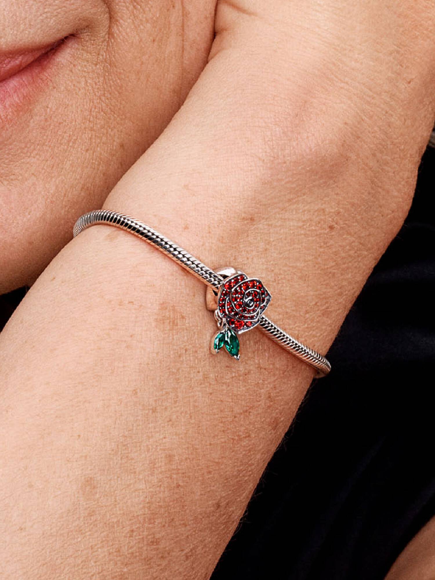 Charm Rosa Floreciendo Brillante