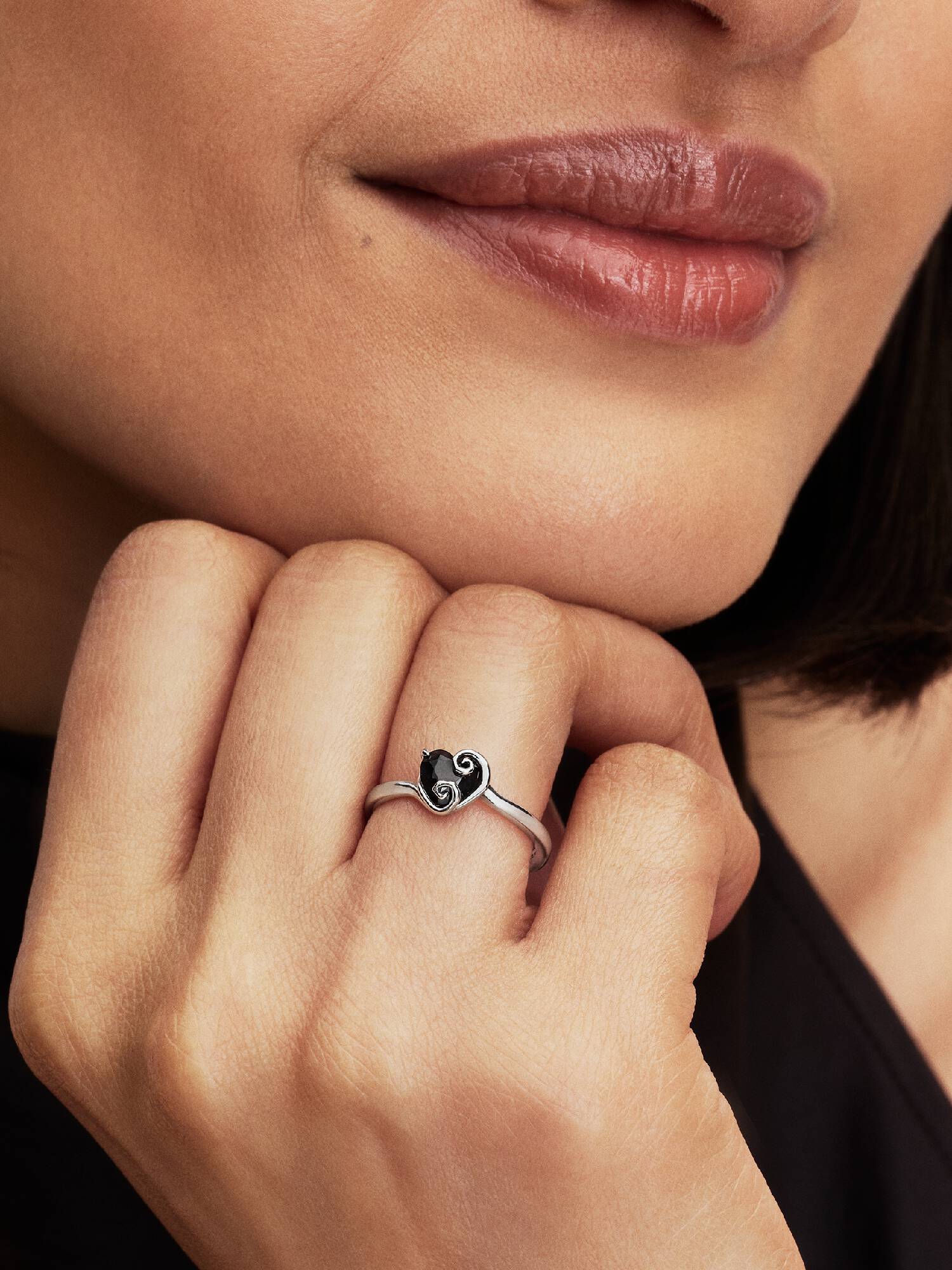 Anillo Corazón Negro Jack de Pesadilla antes de Navidad de Disney